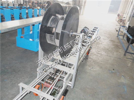 जंगम स्क्वायर downspout मशीन, 3KW शीट धातु रोल बनाने मशीनें