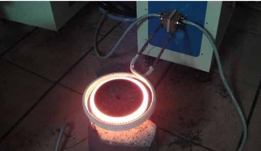 25KW सुपर ऑडियो आवृत्ति प्रेरण प्रेरण हीटिंग उपकरण डिवाइस के लिए शमन